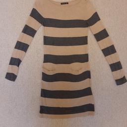 Atmosphere Size 8 Grey and beige Jumper dress (would fit 8-10). Looks great over leggings.
Very good condition.