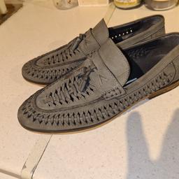 Men's grey leather River Island Tassle Loafers. Excellent condition size 10. Hi. Thanks for adding my item to your favourites. I can post asap if you're interested.  If not all the best and stay safe..See photos for condition and size. I can offer try before you buy option but if viewing on an auction site viewing STRICTLY prior to end of auction.  If you bid and win it's yours. Cash on collection or post at extra cost which is £4.55 Royal Mail 2nd class signed for. I can offer free local delivery within five miles of my postcode which is LS104NF. Listed on five other sites so it may end abruptly. Don't be disappointed. Any questions please ask and I will answer asap.