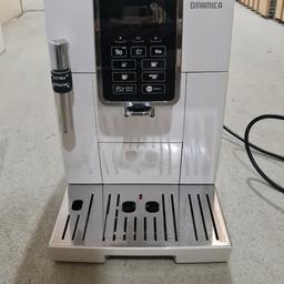 Kaffeevollautomat wird verkauft wegen Neuanschaffung. Funktioniert einwandfrei, minimale Gebrauchsspuren vorhanden.