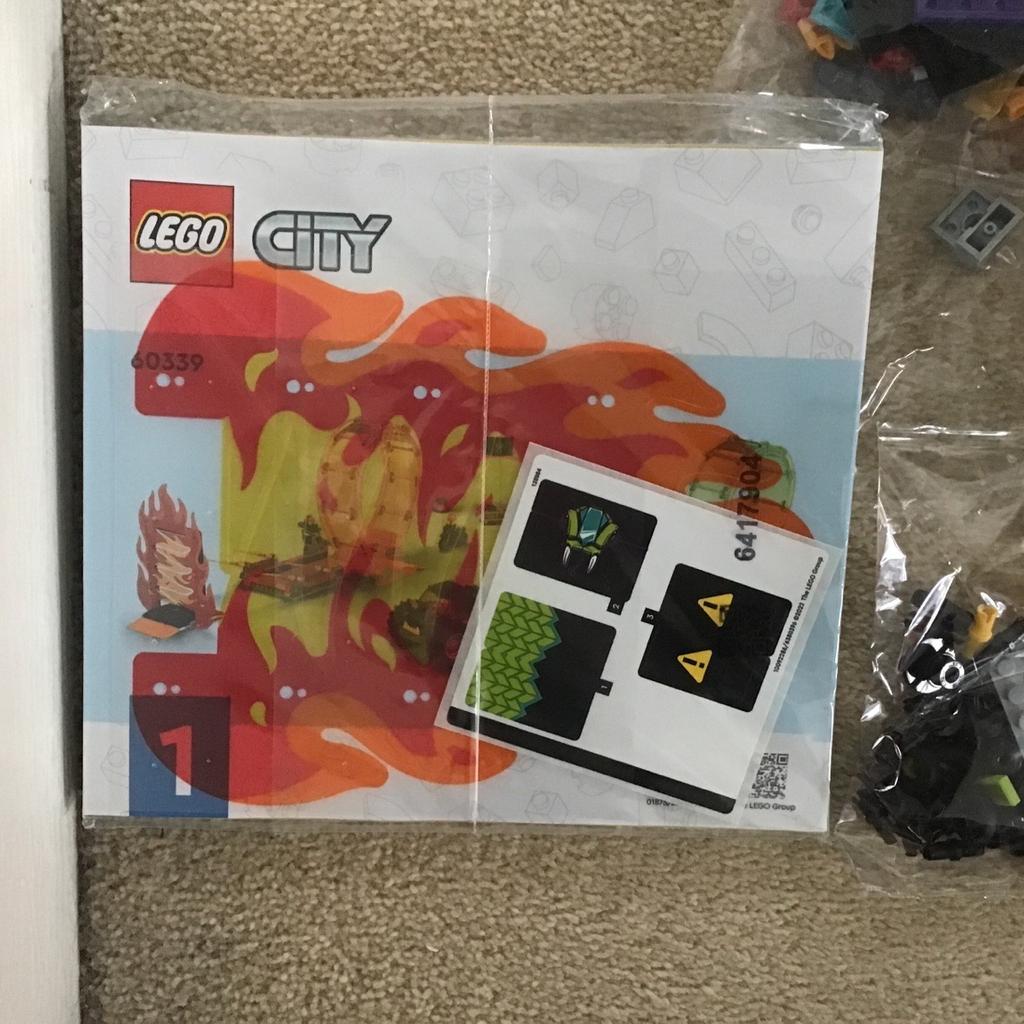 LEGO Stuntz 60339
Box slightly damaged
All pieces in sealed packets
Instruction book 1 and stickers only
Instruction book 2 can be downloaded at Lego.com website.
Retail price is £129.99

Collection from IG7 5HA, cash on collection please. If it’s listed, it’s still available.