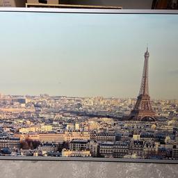 Biete hier ein Paris Bild im Leinwand Rahmen an.

Maße: 140cm * 100cm

Privatverkauf, daher keine Garantie und keine Rücknahme