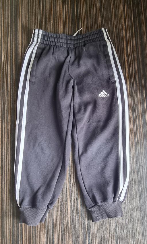 Buy & Sell Staffordshire Stoke-on-Trent - Photos for Boys Adidas joggers 4-5yrs