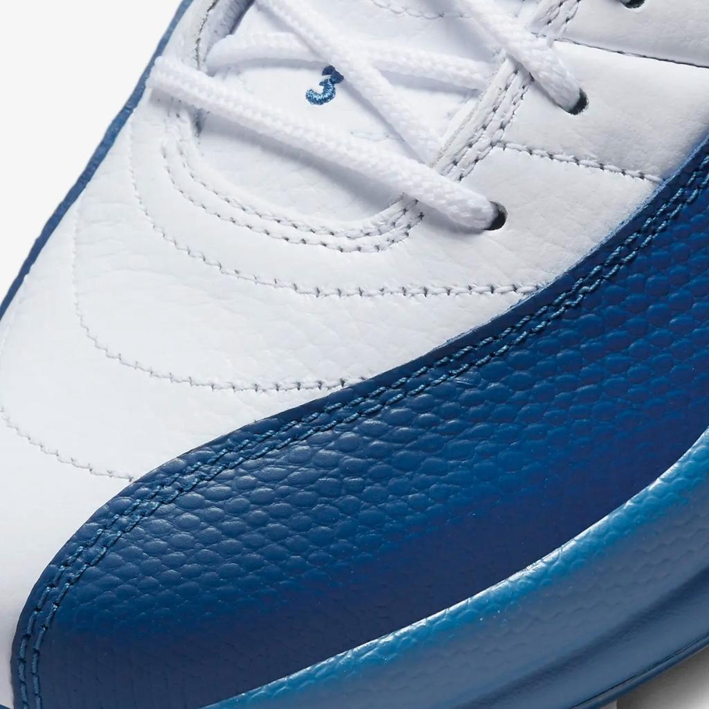 Nike Air Jordan 12 Low Golf French Blue UK8.5 BNIB

Michael Jordan's game-winning classic returns—and this time, it's built for golf. The AJ12 Low gears up for the course with a springy full-length Zoom Air unit, plus a hybrid outsole with integrated traction and 7 removable spikes. Sunrise-inspired stitch lines on the upper recall the original '96 design and the biggest moments in that season's title run (remember MJ's buzzer beater in Game 1?). With legendary looks and all-star features, there's nothing stopping you from hitting the back 9. Time to get swinging.

Stitch for Stitch Construction

Genuine leather and textile recreate the classic look.

Responsive Performance

The full-length Zoom Air unit responds to every step.

Original Grip

Hybrid outsole combines integrated traction with 7 removable spikes for optimal gripping power. The grooves and ridges surrounding the spikes are inspired by the outsole on the original AJ12.

Product Details

2-year waterproof war