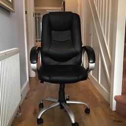 Staples Office Chair,  very good condition