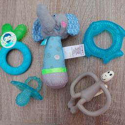baby boy rattle and chewing toys bundle in great condition 💙