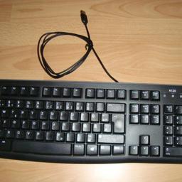 Biete eine Tastatur K120 von Logitech mit USB Anschluß im gebrauchten Zustand.
Die Tastatur funktioniert einwandfrei aber auf einigen Tasten ist die Beschriftung ausgeblichen.
Privatverkauf, Nennung geschützter Namen dienen nur der Beschreibung!