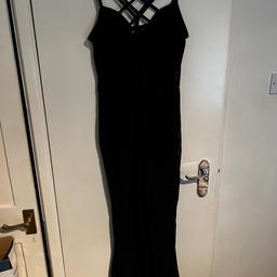 Worn once, true to size. Is an absolutely stunning dress