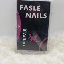 Ladies False Nails. Btartbox ail tips and nail glue