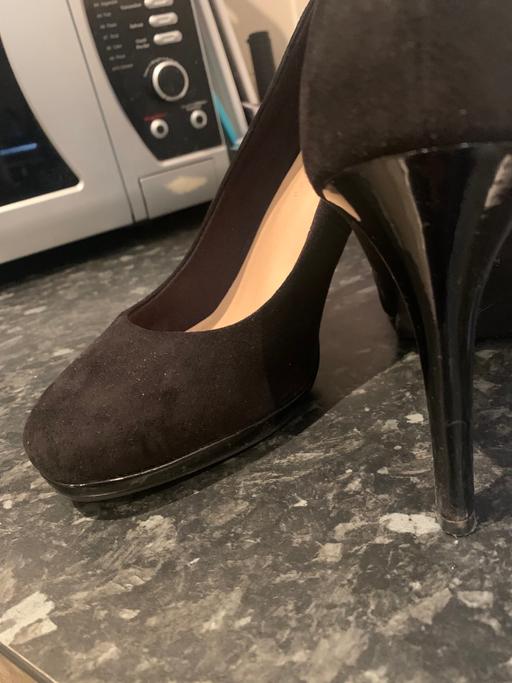 Buy & Sell Warwickshire Warwick - Photos for Black suede M and S shoes size 6 1/2 wide fit