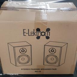 Verkaufe hier ein **neues**noch verpacktes Paar Lautsprecher
oh
E-Lektron BK-55(UVP.69.95)

Keine Garantie oder Rücknahme
Rechnung nicht vorhanden da es ein Geschenk war!!!!!

