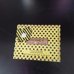 Marc Jacobs perfume necklace
honey
slides to the side to open
brand new unused
box been on display
COLLECTION ONLY