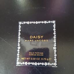 Marc Jacobs perfume necklace/ ring 2 in 1
daisy
brand new
box been on display
COLLECTION ONLY