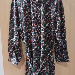 Long dress for girls
size : UK 12
Dress length - 47"
fabric material : linen