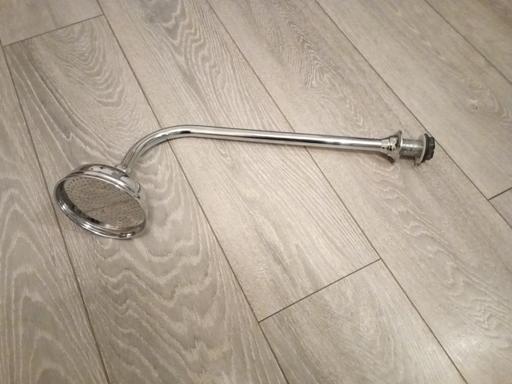 Buy & Sell Flintshire - Wales Drury - Flintshire - Photos for Shower arm and swivel shower head chrome