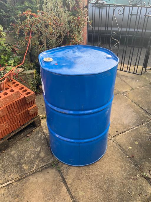 Buy & Sell West Yorkshire Wakefield - Photos for 200 litre steel burning bins £20 each