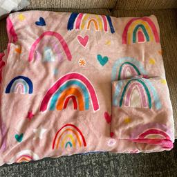 Single fleece rainbow quilt cover and pillow case

Collection from WV8 area

Check out my other items