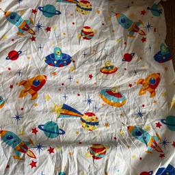 Spaceship and planet single bed fitted sheet

Collection from WV8 area

Check out my other items