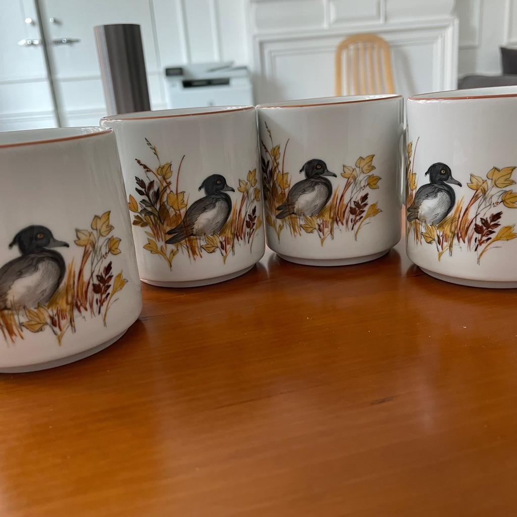 Vintage original Mads Stage ceramic tea mugs from Denmark. Set of four mugs.
8 cm. tall
From pet and smoke free home.
Pick-up only.