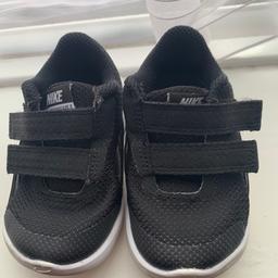 Nike toddlers trainers uk3.5c