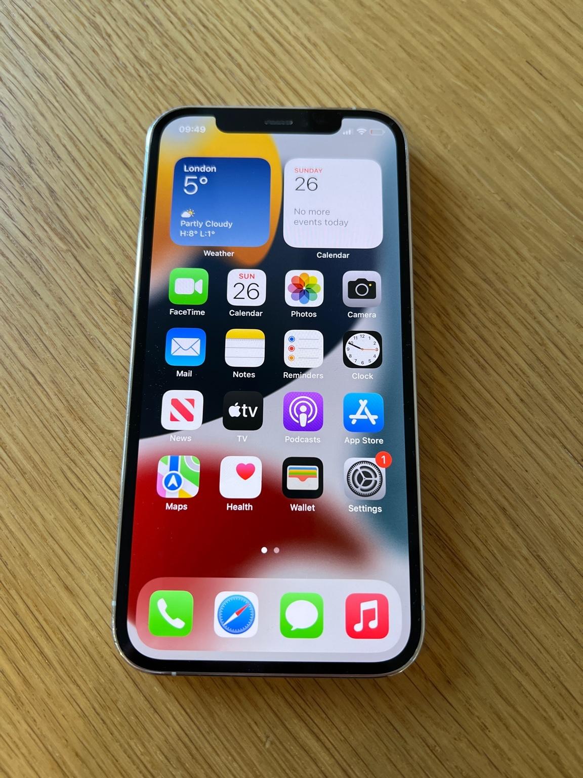 iPhone 12 Pro White 256GB in SE15 Southwark for £450.00 for sale