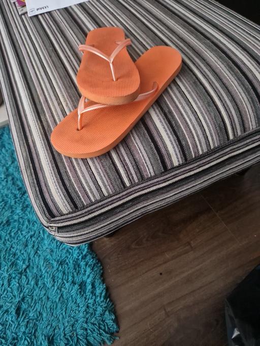 Buy & Sell Merseyside Liverpool - Photos for orange flip flops