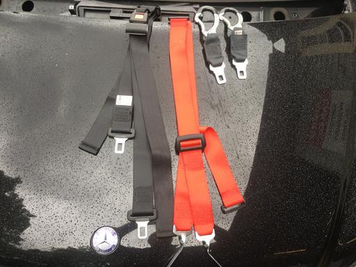 Vehicles North West London Camden - Photos for London Taxi Vito wheelchair seatbelt set