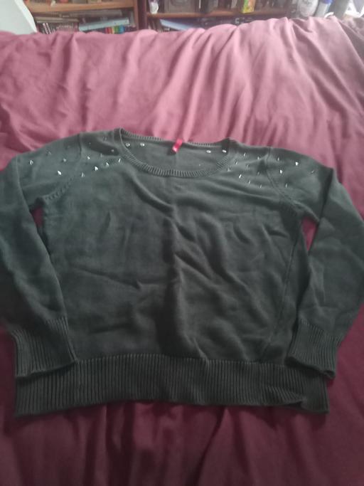 Buy & Sell Carmarthenshire - Wales Morfa - Carmarthenshire - Photos for Knitted Jumper with Shoulder spikes