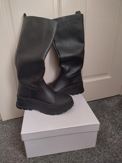 Buy & Sell West Midlands Dudley - Photos for NEW size 4 ladies/girls black boots