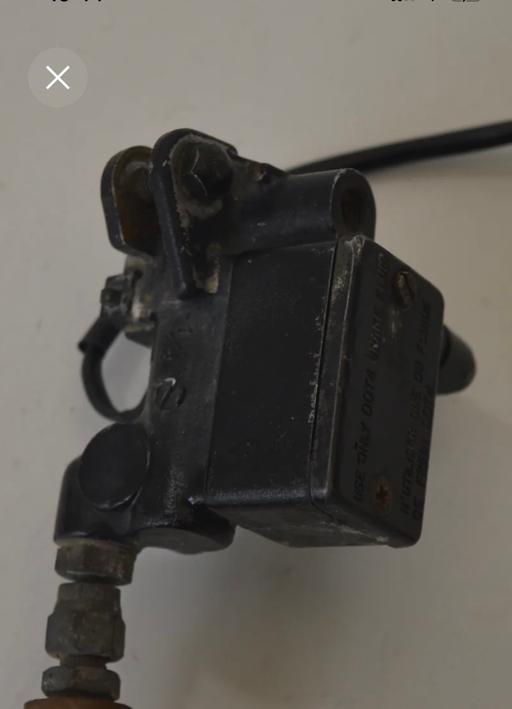 Vehicles West London Hillingdon - Photos for HONDA XR 250 R FRONT BREAK MASTER CYLINDER