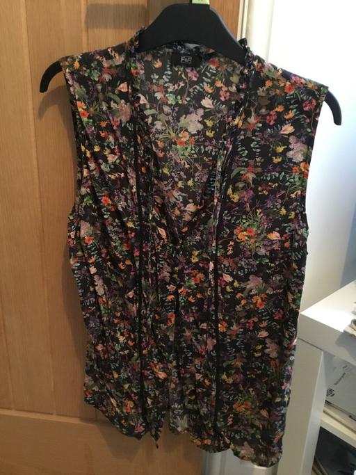 Buy & Sell Worcestershire Bromsgrove - Photos for Ladies blouse size 12