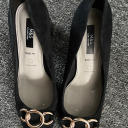 Ladies black suede (leather) shoes with glossy black heel
Beautiful condition - worn once for a very short time only - no wear or damage 
M&S Insolia Collection 
Size 7 wide fit