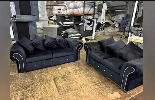 Buy & Sell St Johns South East London - Photos for Luxury plush velvet sofas