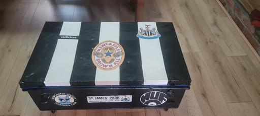 Buy & Sell Tyne and Wear South Tyneside - Photos for Newcastle United table with 4 coasters