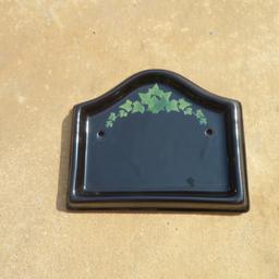 For Sale
Pot outdoor house number plaque in black with a leaf motif 6.5 Inch wide 5.5 Inch high will require some sticky back numbers of your choice.
