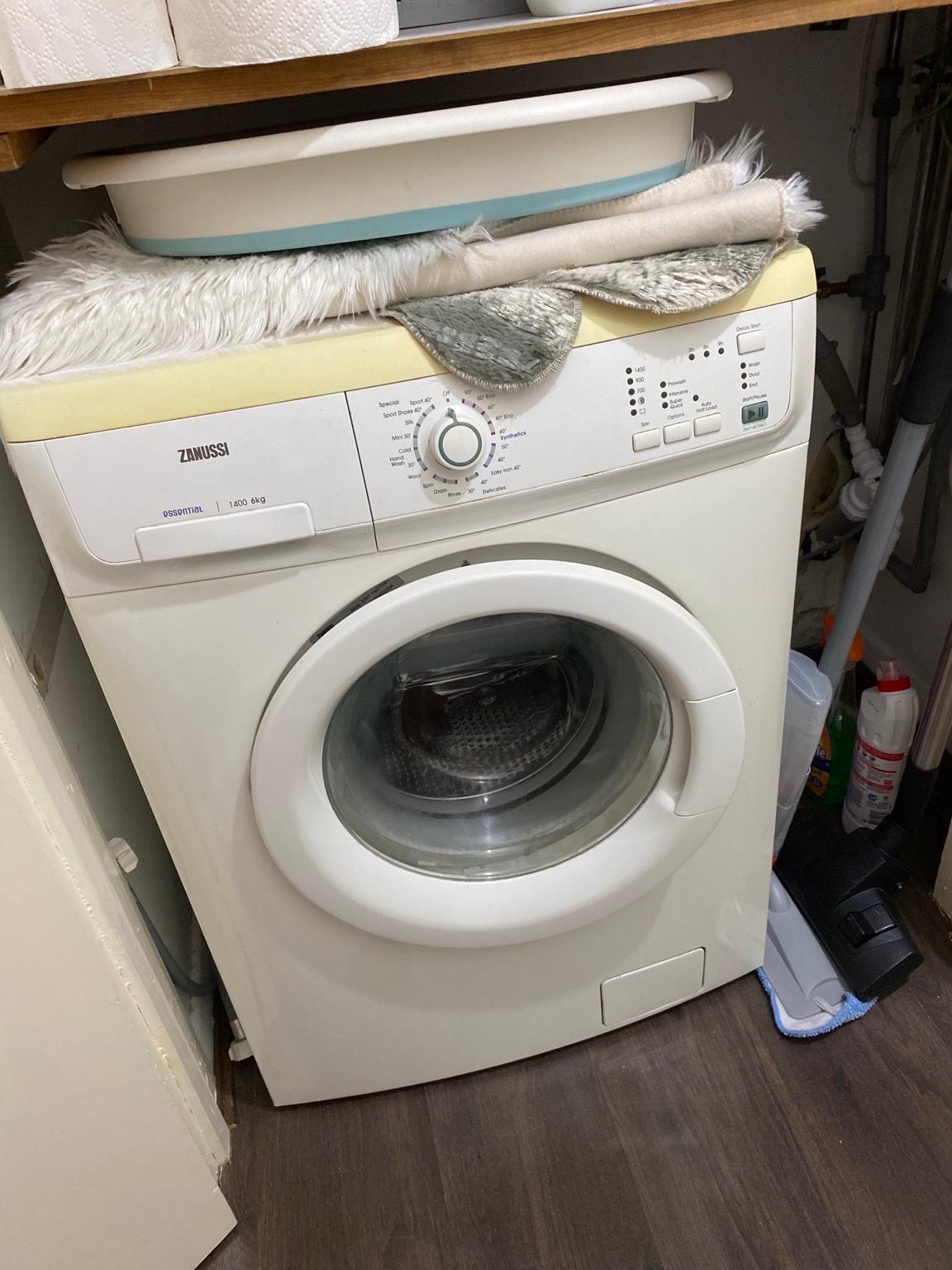 Washing machine in EN3 Enfield für 50,00 £ zum Verkauf Shpock DE