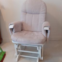Tuti Bambini nursing chair.
Reclines in 3 positions.
Covers are clean, no staines.

collection from Addlestone