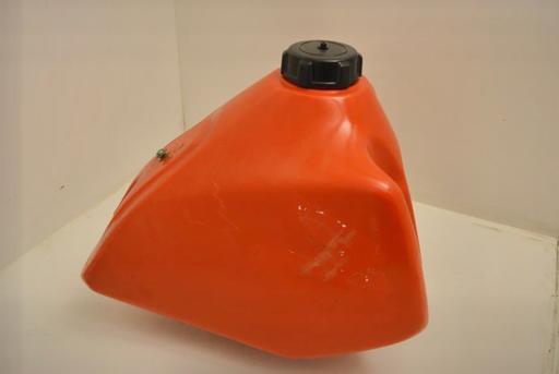 Vehicles West London Hillingdon - Photos for HONDA XR 250 R PETROL FUEL TANK