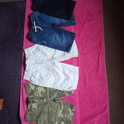 A selection of boys shorts age 6 £2 a pair or make me an offer. Doing a clear out Need gone as soon as possible.

From smoke free home.