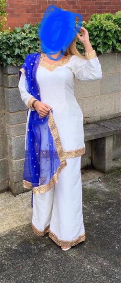 Buy & Sell West Yorkshire Leeds - Photos for Lovely white and gold trousers suit