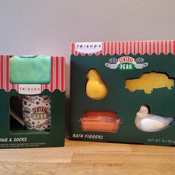 F.R.I.E.N.D.S Gift Set


Mug & Sock Set & Bath Fizzers Set.

Featuring:

1 x pair of socks size 4-8

1 x ceramic mug

4 x bath fizzers

Brand new, unwanted gift.

Collection in Orrell WN5 area or can post for £3