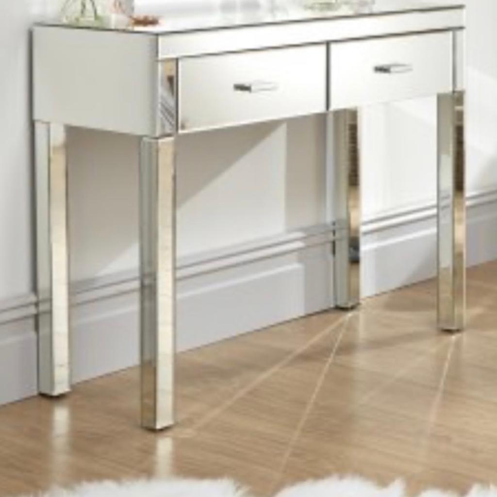 Mirror dressing table in B42 Birmingham for £50.00 for sale Shpock