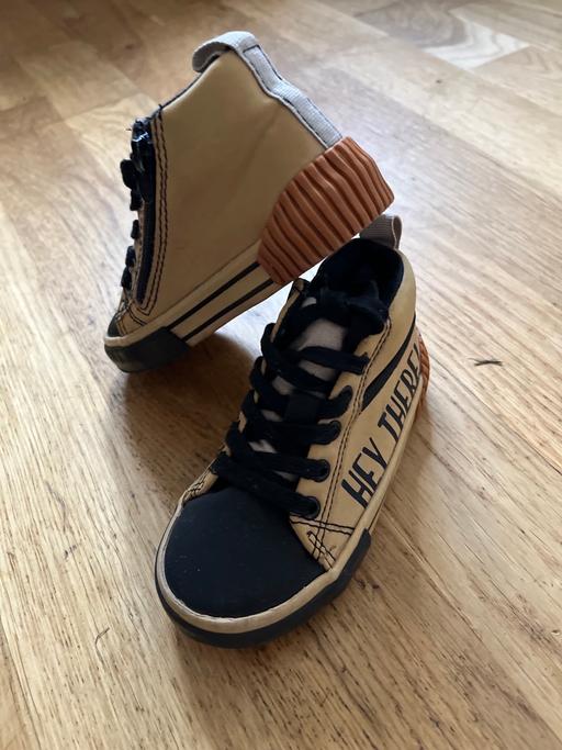 Buy & Sell South East London Catford - South East London - Photos for Boys trainers