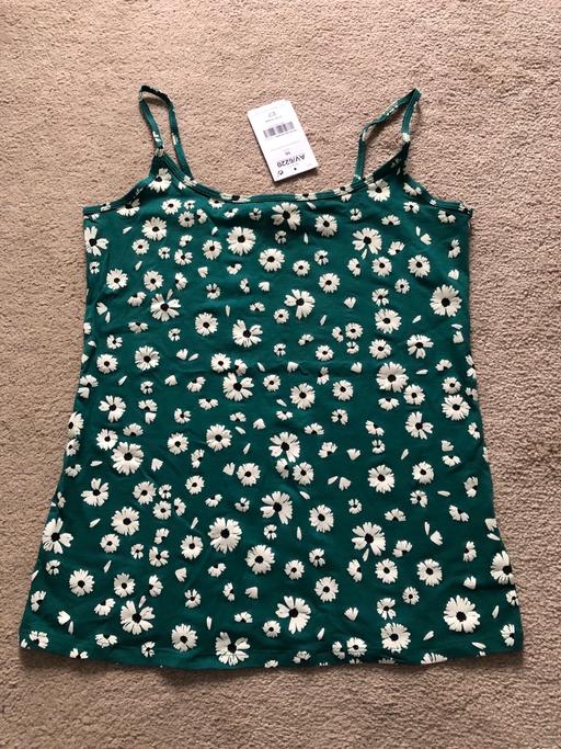 Buy & Sell Hertfordshire North Hertfordshire - Photos for BNWT Flower Print ‘Next’ Vest Top Size 10