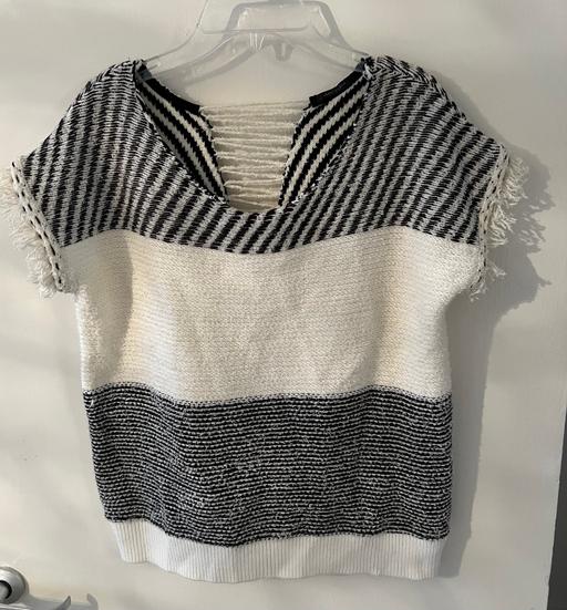 Buy & Sell West London West Kensington - West London - Photos for Womens IKKS Ripped Back Jumper Size XS