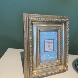 I’m selling these beautiful and new brand picture frames. Each for £10 3 x £25 + delivery.