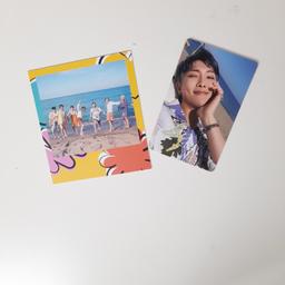Ich verkaufe hier eine Fotokarte (original) von Namjoon aus dem Butter Album und das Polaroid Foto (original). Preis gilt für beide zusammen. Preise einzeln: Fotokarte 7€; Polaroid Foto: 4€

Versand gegen Aufpreis möglich.
Schaut euch gerne meine anderen BTS-Artikel an, ARMY.💜