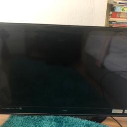 Tv works perfectly . Just had a new tv gifted so no longer required. Just plug in aerial, sky or set top box and you are good to go .PLEASE NOTE THERE IS NO REMOTE CONTROL
COLLECTION ONLY from b62 Halesowen .