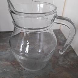 Small Glass Jug Milk Cream Juice BNWOT. Measures approx 5.5 x 3.5 in at widest point. Holds approx 1 pint. Stored away in kitchen cupboard never used. From smoke and pet free home. Check out my other items, happy to combine postage for multiple purchases when possible or collection from DL5. Thanks for looking.