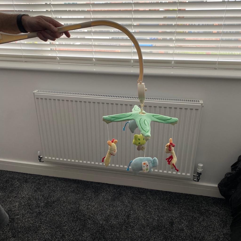 Baby mobile from Lollipop Lane. Lovely giraffe & elephant design. Plays a lovely lullaby. Selling a separate matching nursery bundle too (see separate ad). Batteries needed. Pet & smoke free home. Collection only. REDUCED