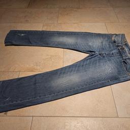 Verkaufe eine Diesel Jeans Hose in einem guten zustand (wenig getragen)
Größe: W32 L32
Neupreis: 140 Euro

(Abgabe nur vor Ort und gegen Barzahlung)
